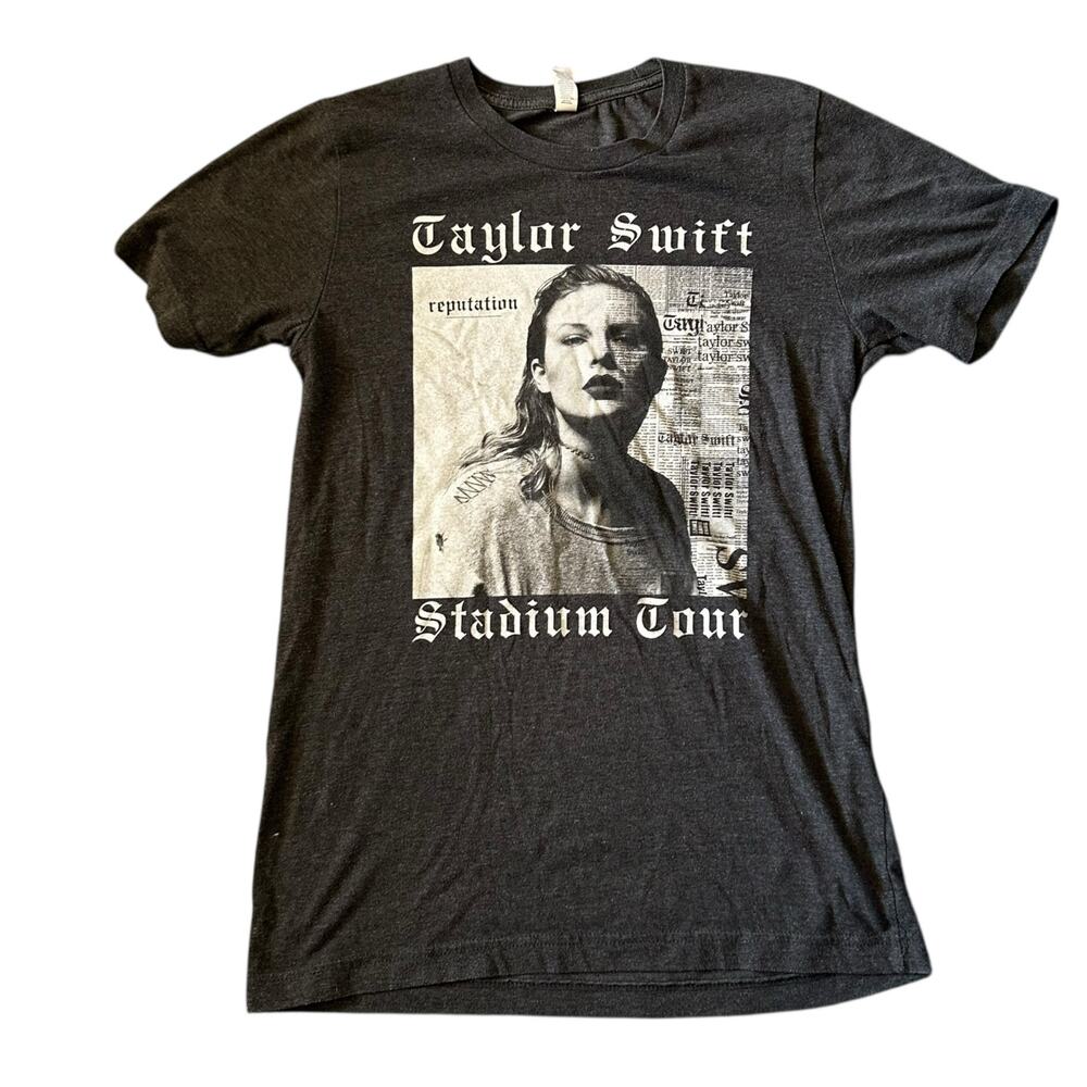 Taylor Swift Black Tee Small Reputation Stadium Tour 2018 Double Side Concert